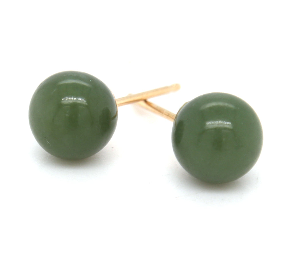 14kt Yellow gold Green Jade stud earrings