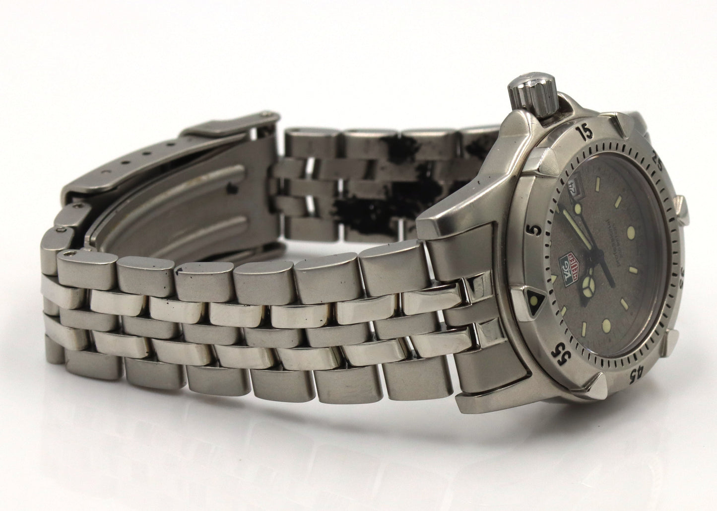 Vintage Tag Heuer quartz 29mm watch