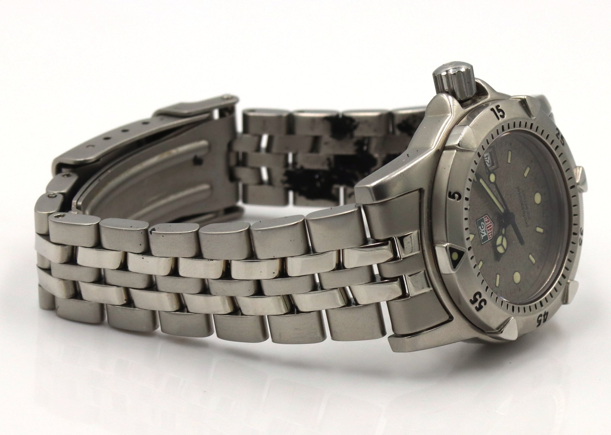 Vintage Tag Heuer quartz 29mm watch