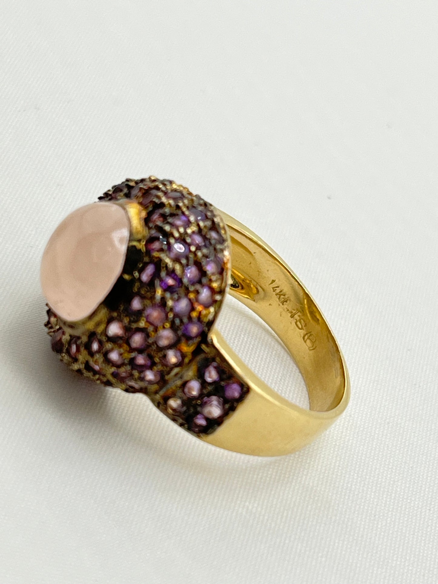 14KT Yellow Gold Cabochon Rose Quartz Center Stone Surrounded By Amethyst Halo Ring