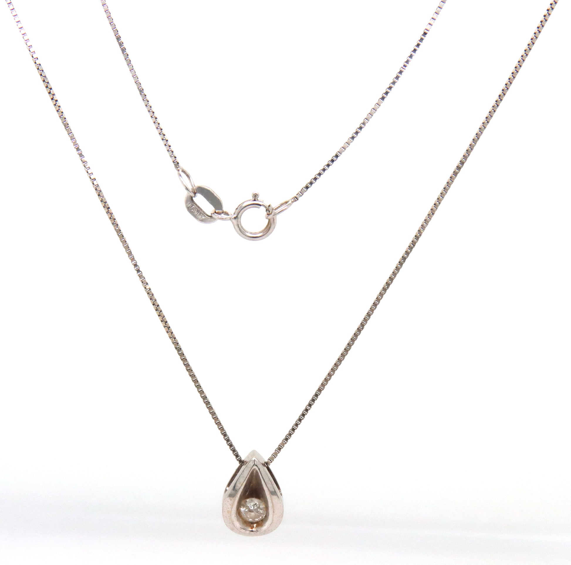 14kt White gold diamond pendant on box chain necklace