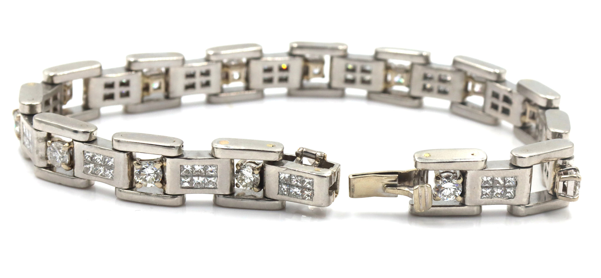 Platinum 6.75ctw RBC and princess cut diamond bracelet