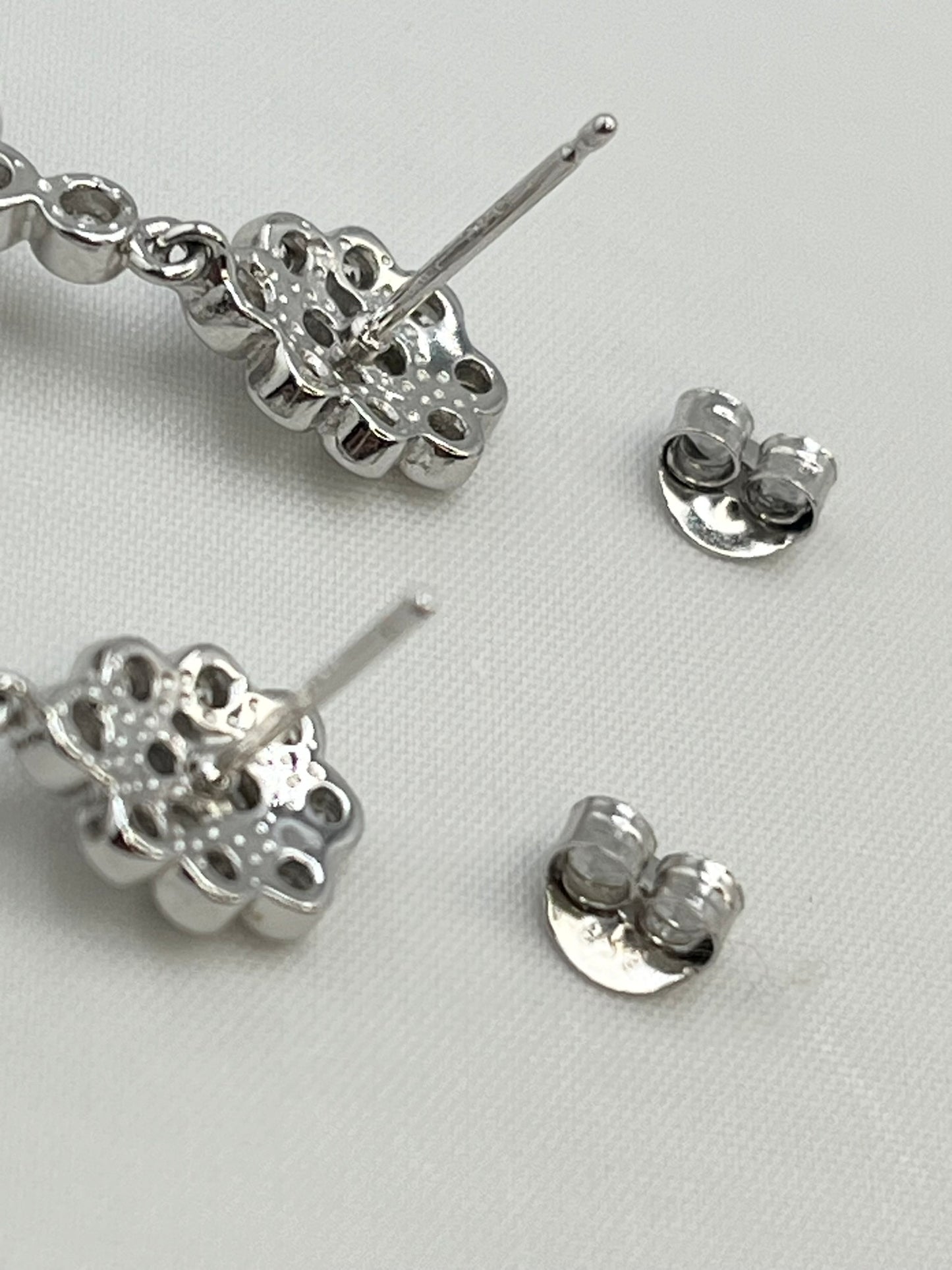 925 Sterling Silver Crystal Clover Stud Earrings