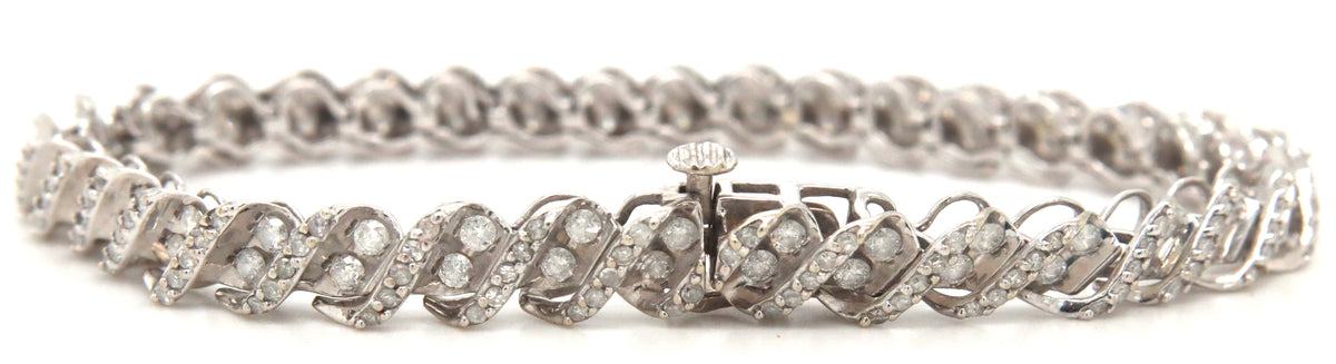 14kt White gold diamond link bracelet