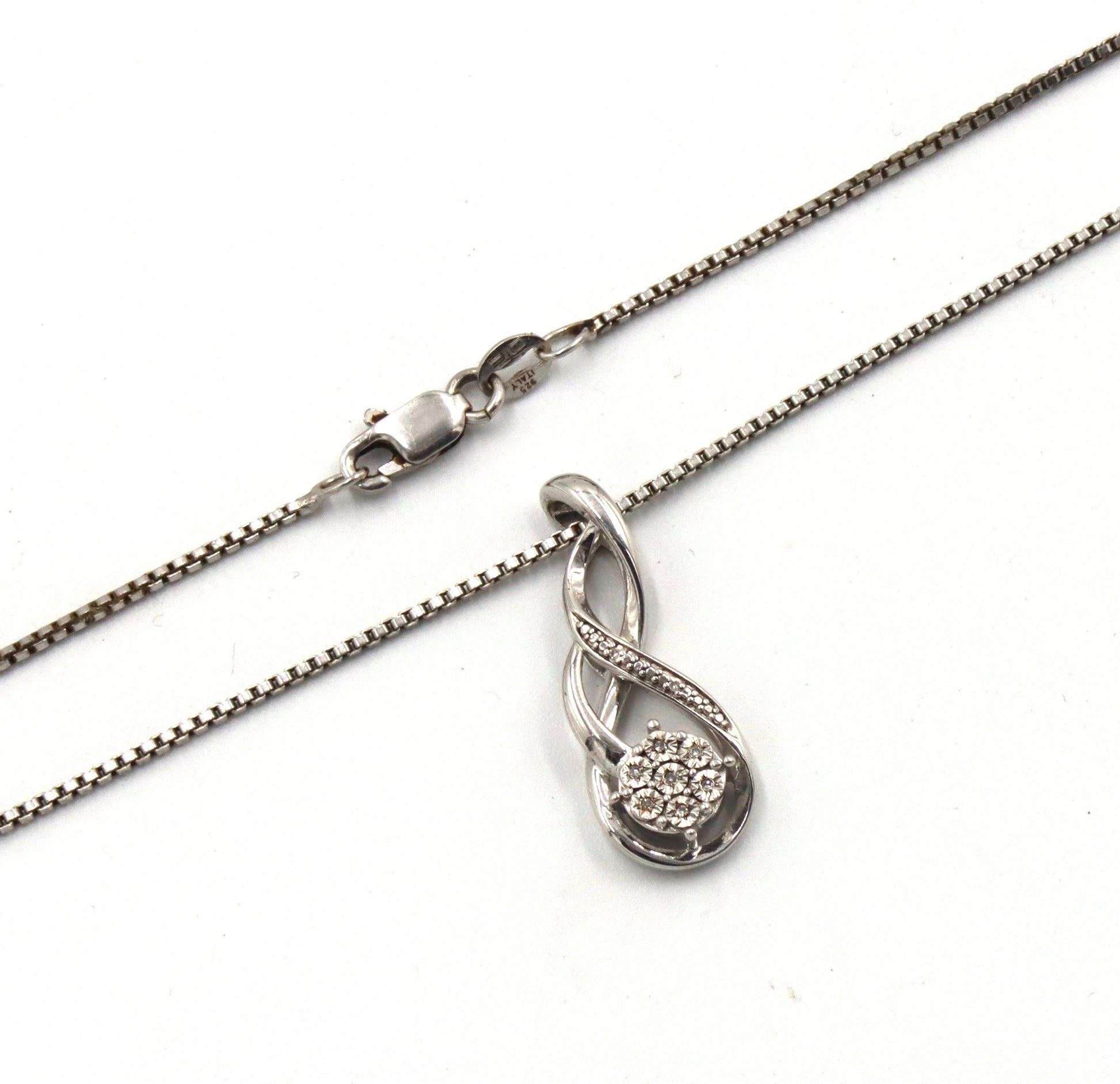 Group of vintage 925 sterling silver mixed jewelry