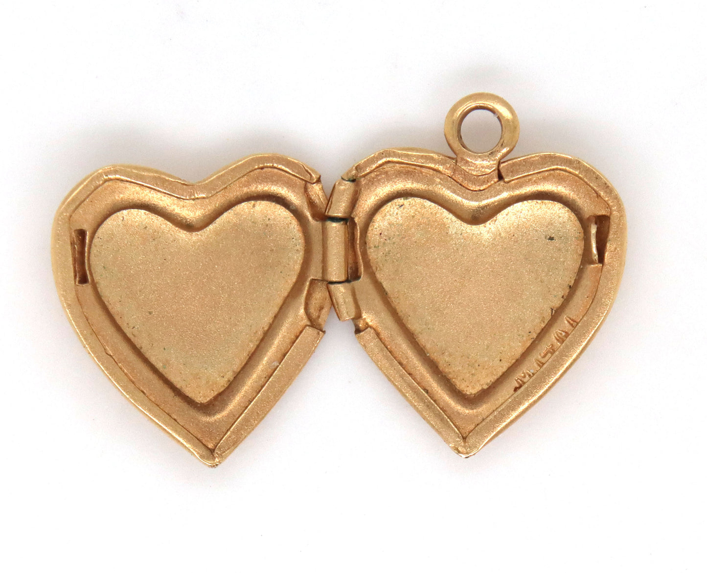 14kt Yellow gold locket pendant