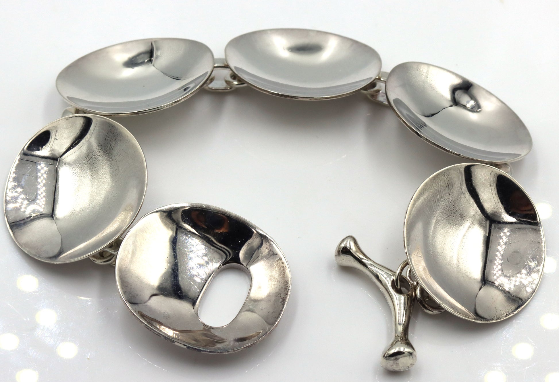 Vintage 925 Sterling Silver Robert Lee Morris Circle Toggle Bracelet