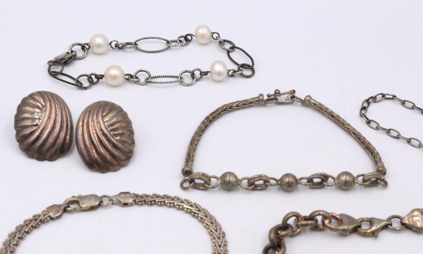 Group lot of Vintage 925 sterling silver miscellaneous jewellery
