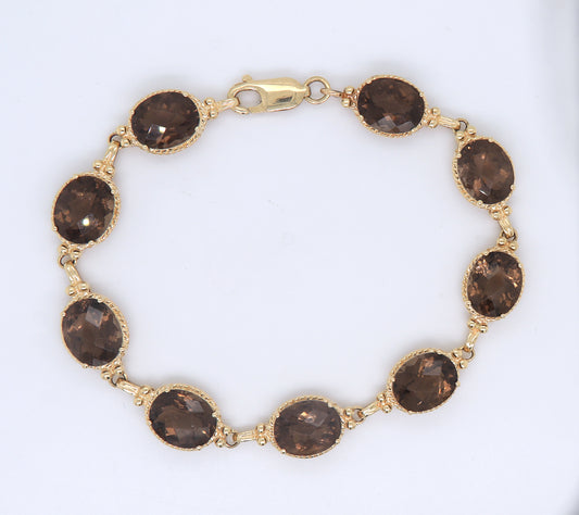 Wonderful Smokey Quartz Yellow Gold Bracelet