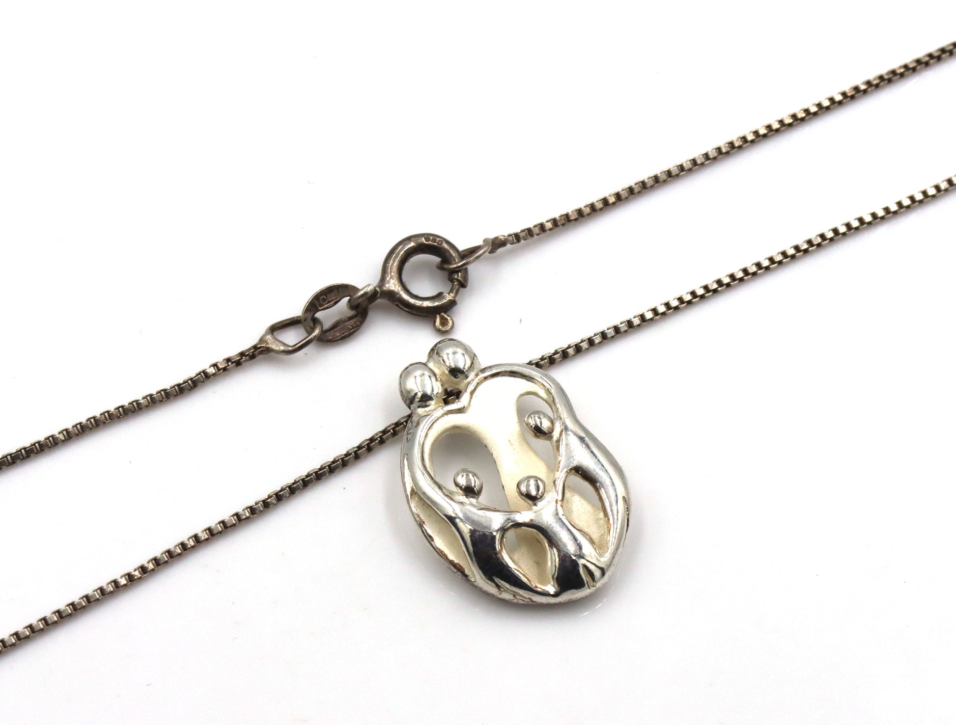 Group lot of Vintage 925 sterling silver necklaces