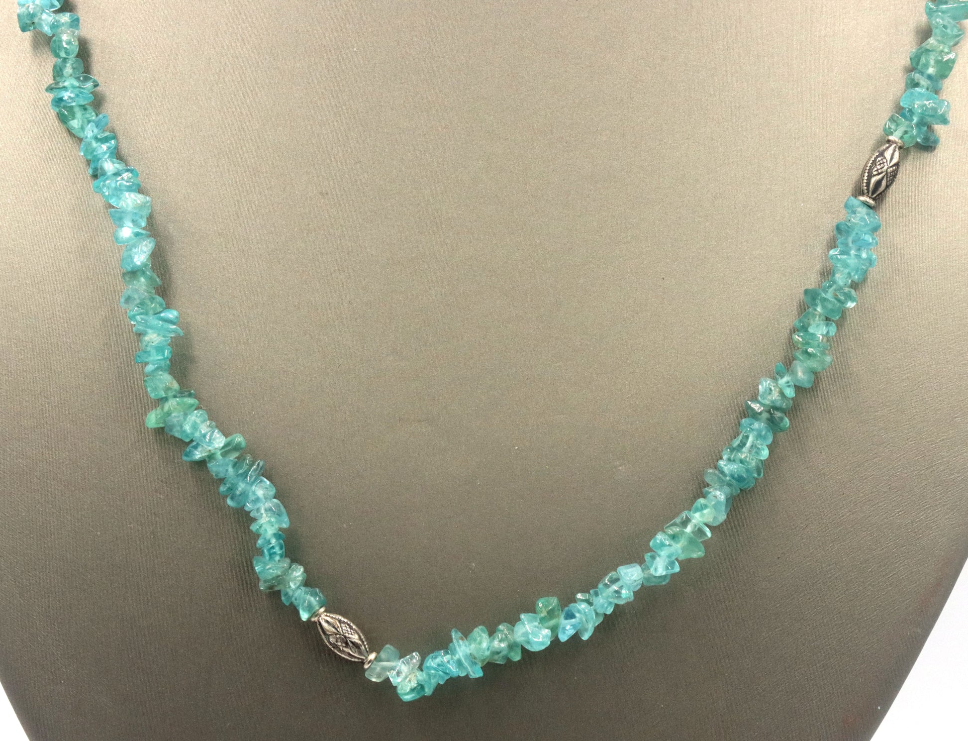 Aquamarine blue green stone bead Ethnic necklace
