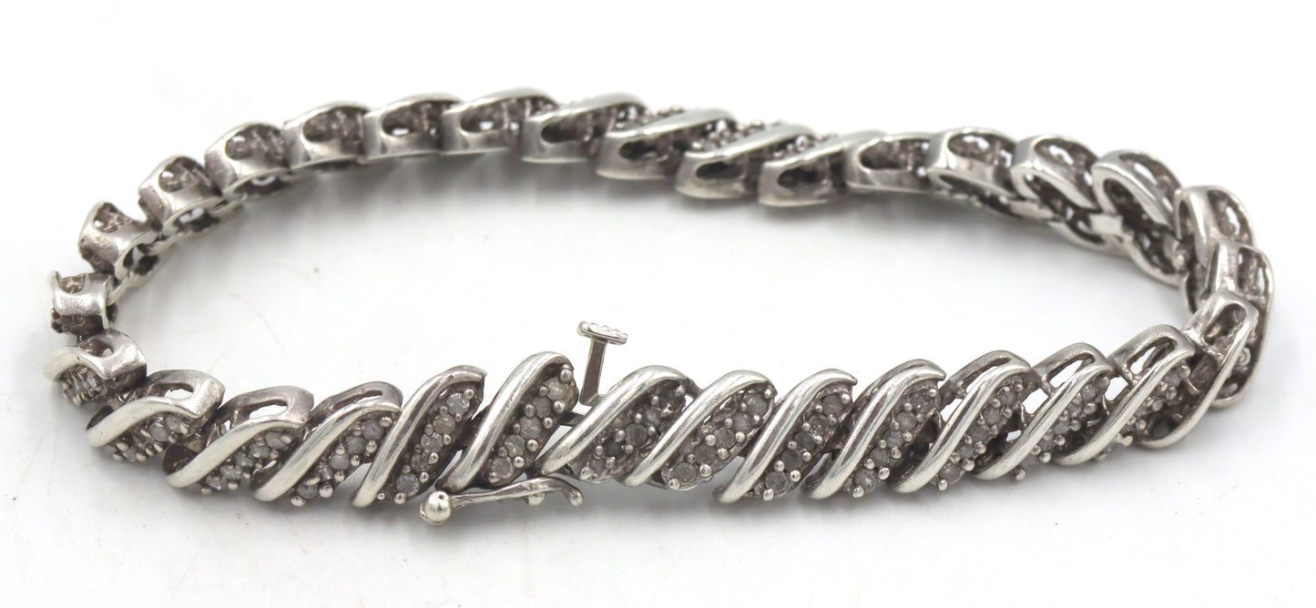 Group lot of Vintage 925 sterling silver mixed jewelry