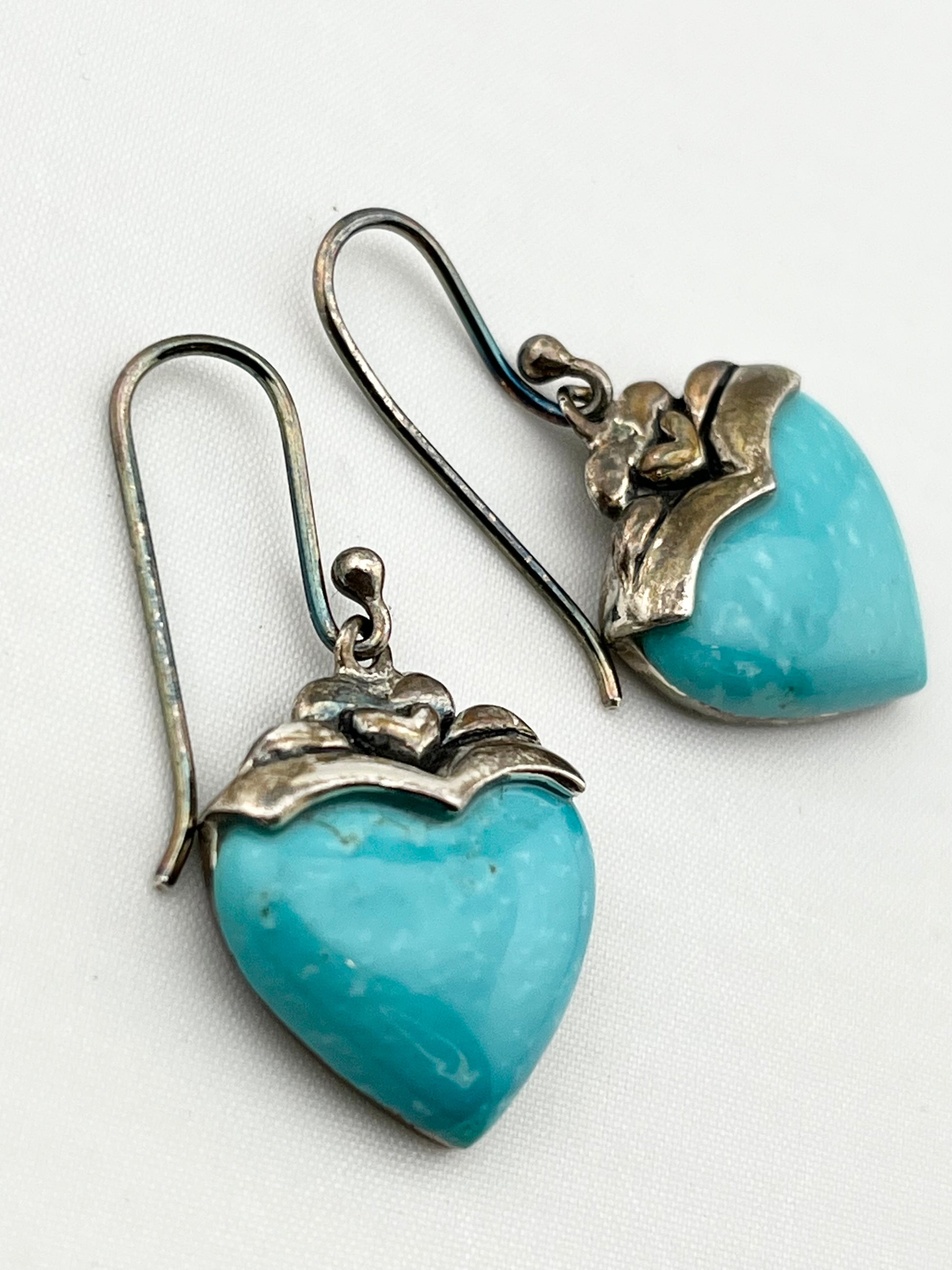 925 Sterling Silver Turquoise Heart Shaped Dangle Earerings