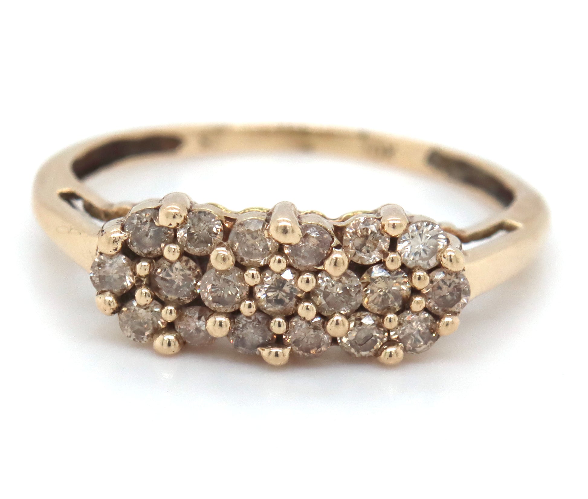 10kt Yellow gold champagne diamond ring