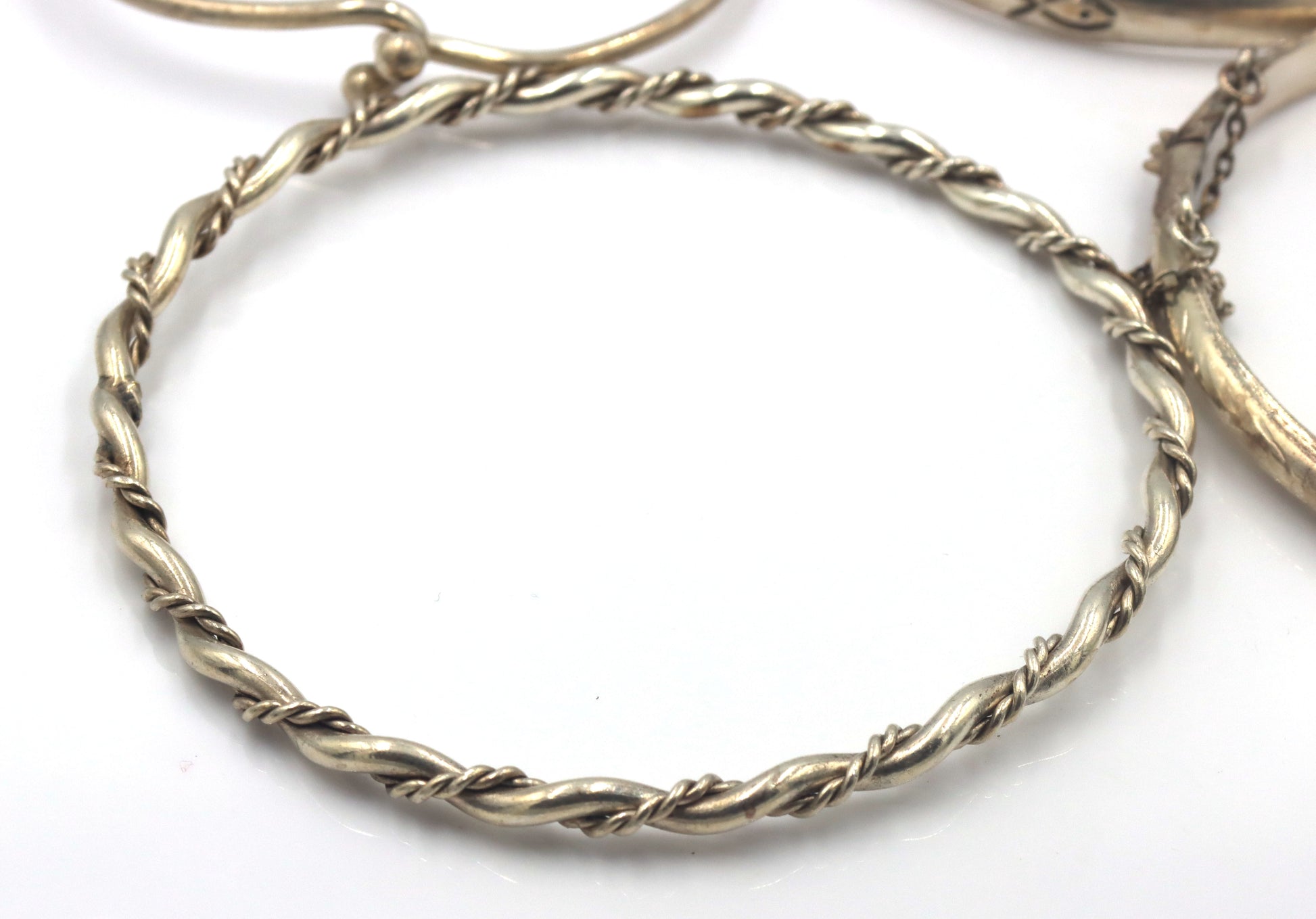 Group lot of 7 Vintage 925 sterling silver bangles