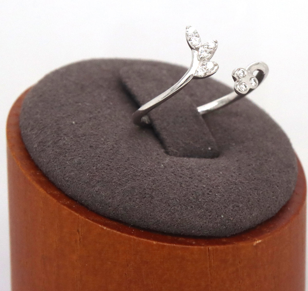 14kt White gold diamond leaf flower open ring