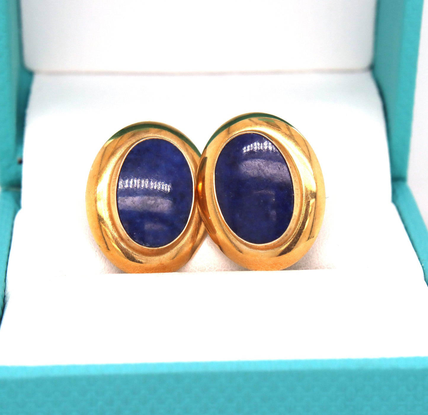 14kt Yellow gold lapis earrings
