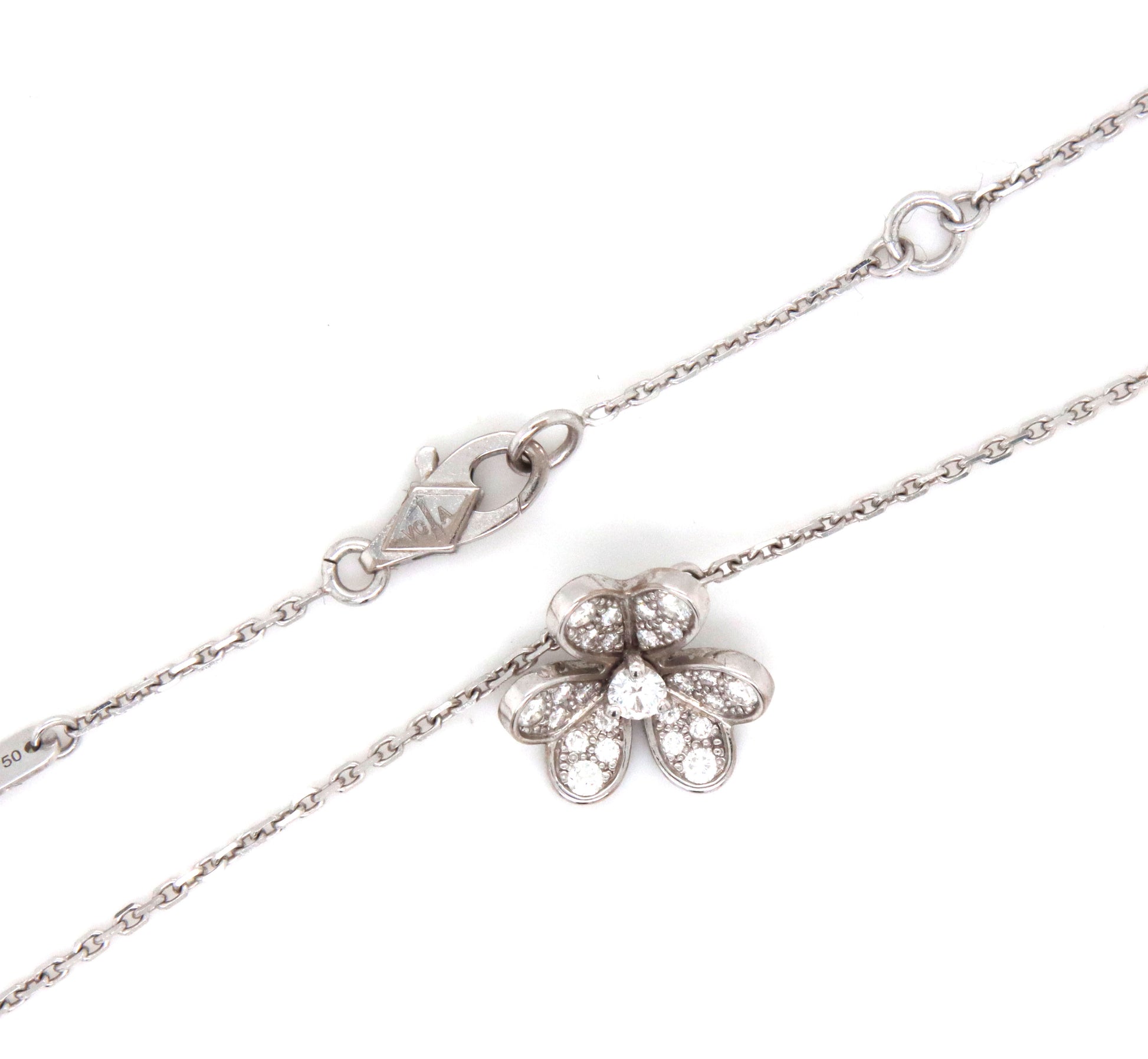 Van Cleef & arpels Frivole mini diamond pendant