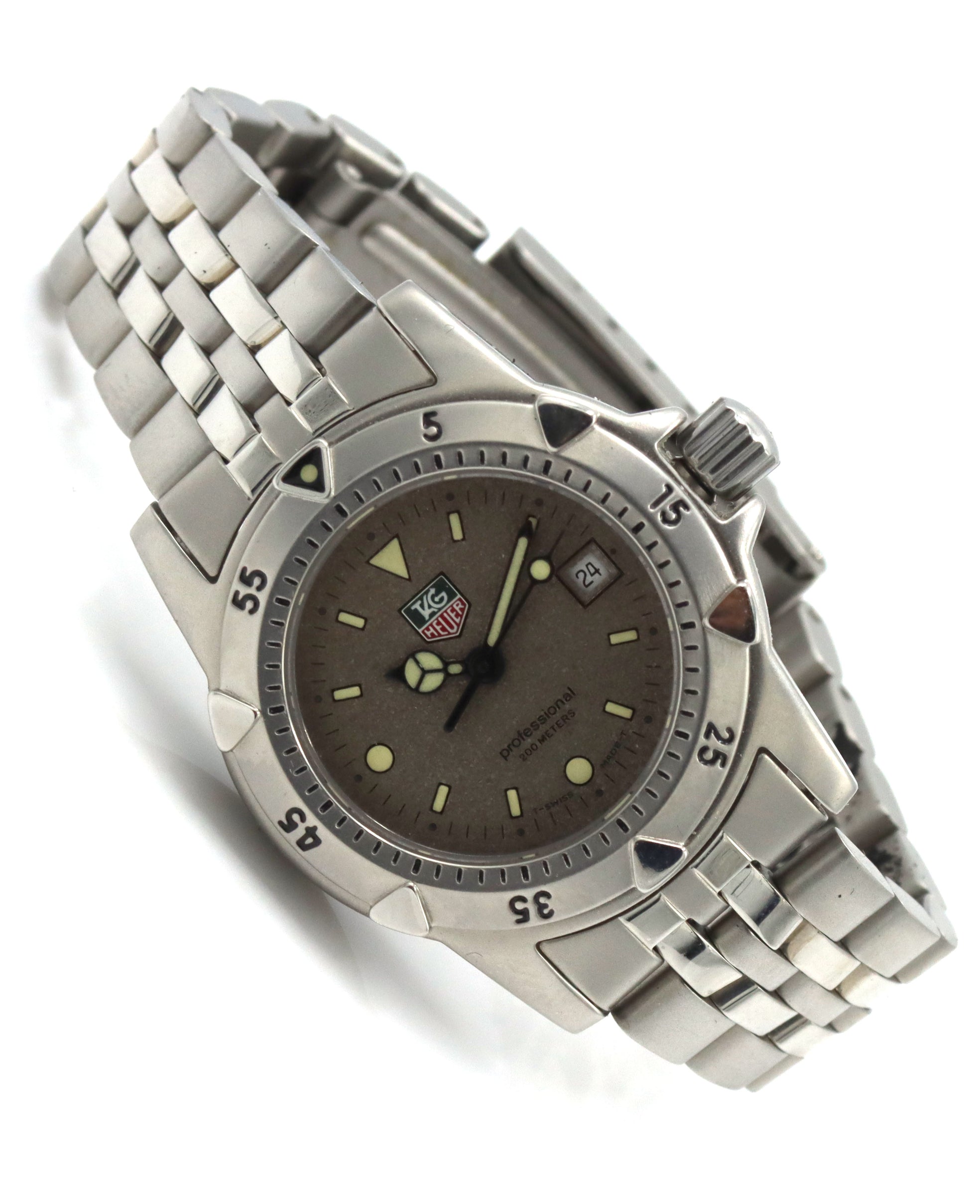 Vintage Tag Heuer quartz 29mm watch