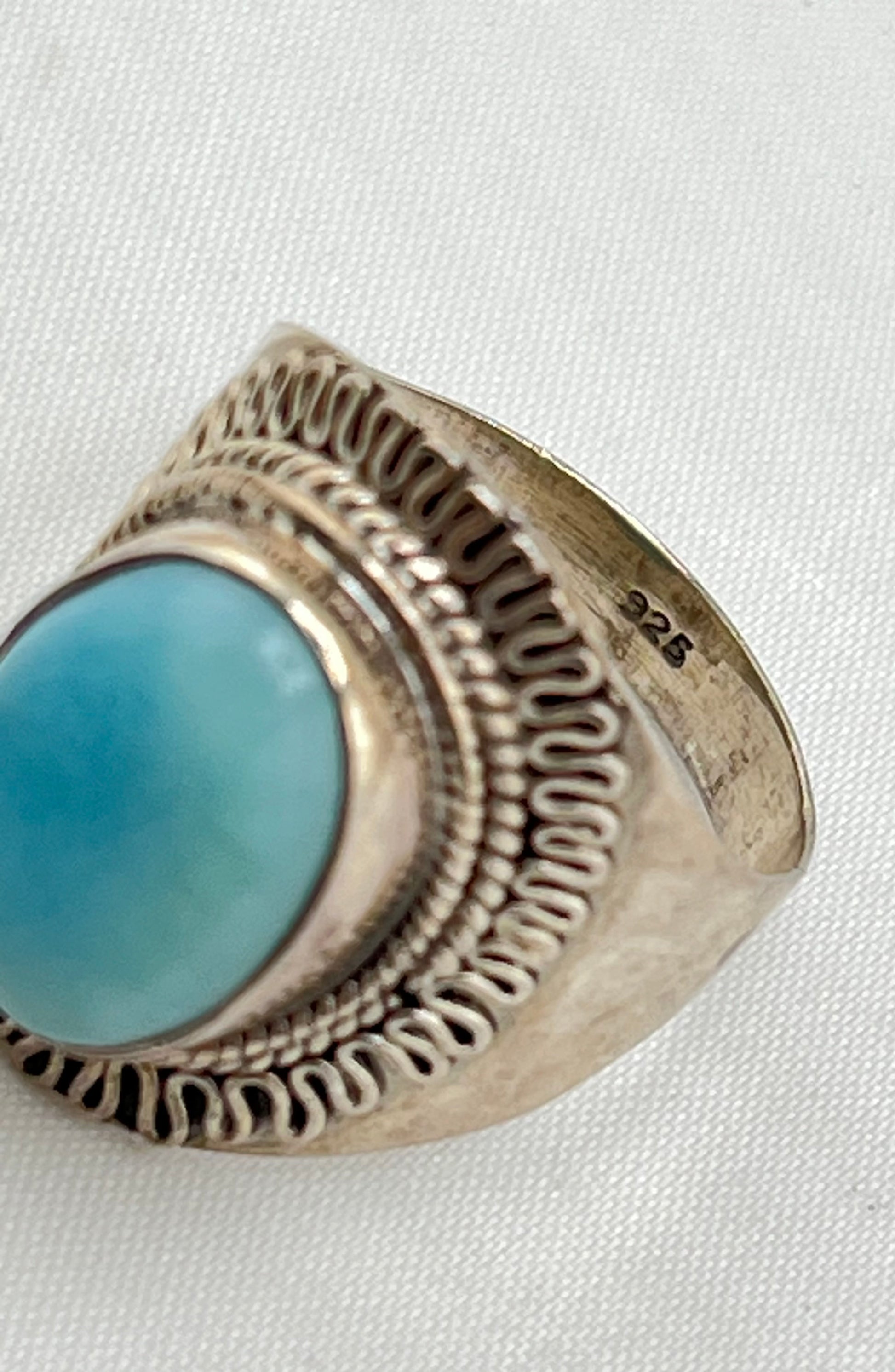 925 Sterling Silver Vintage Native Amewrican Style Blue Larimar Ring
