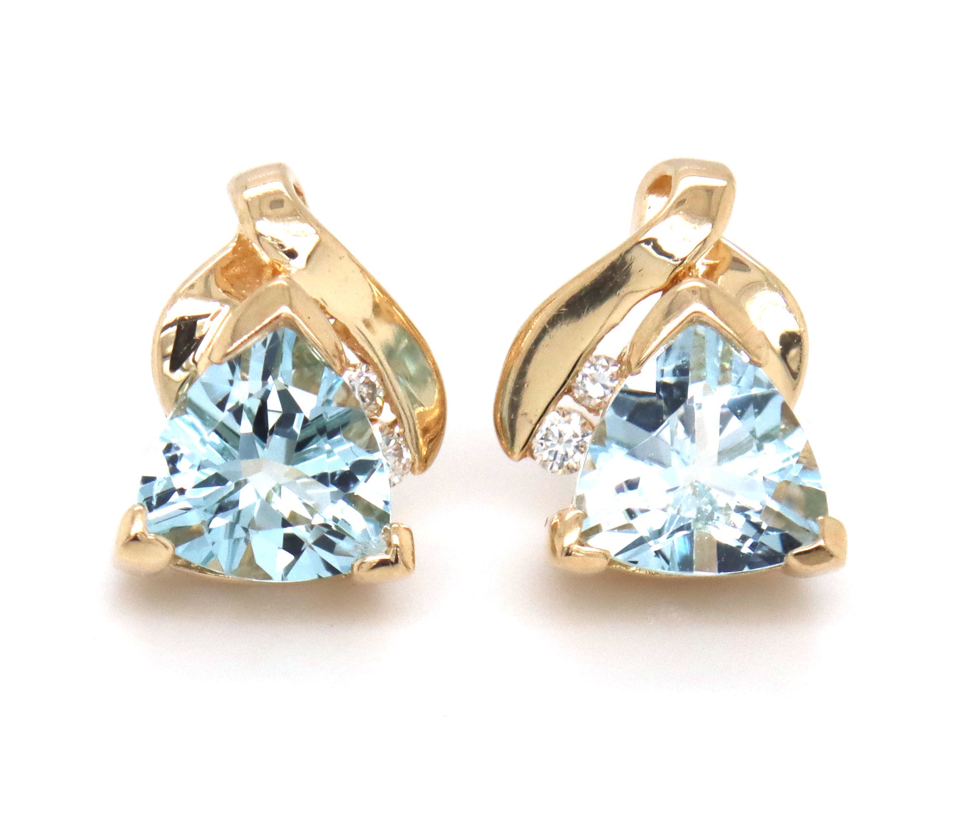 14kt Yellow gold Trillion aquamarine and diamond stud