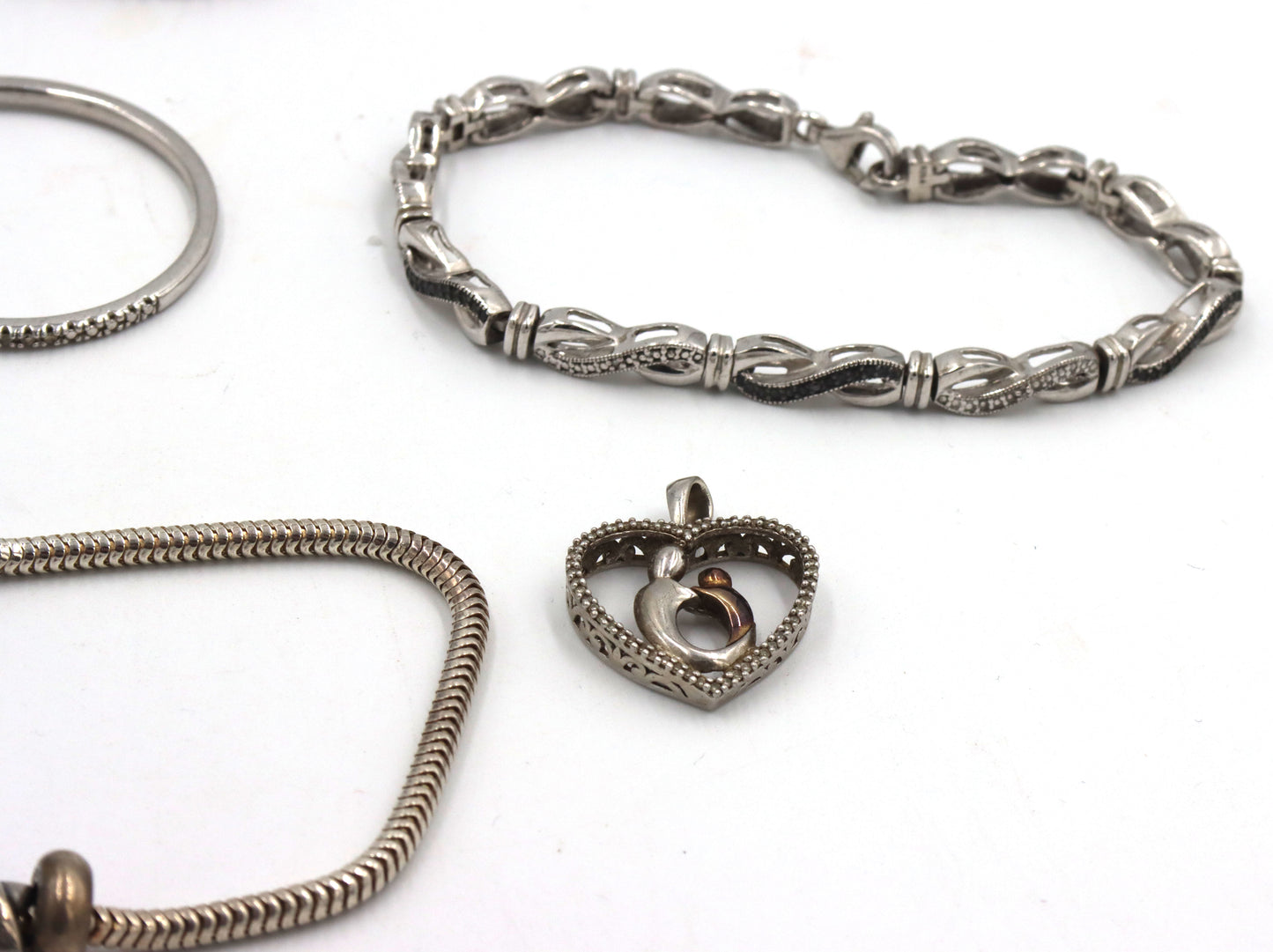 Group of vintage 925 sterling silver mixed jewelry