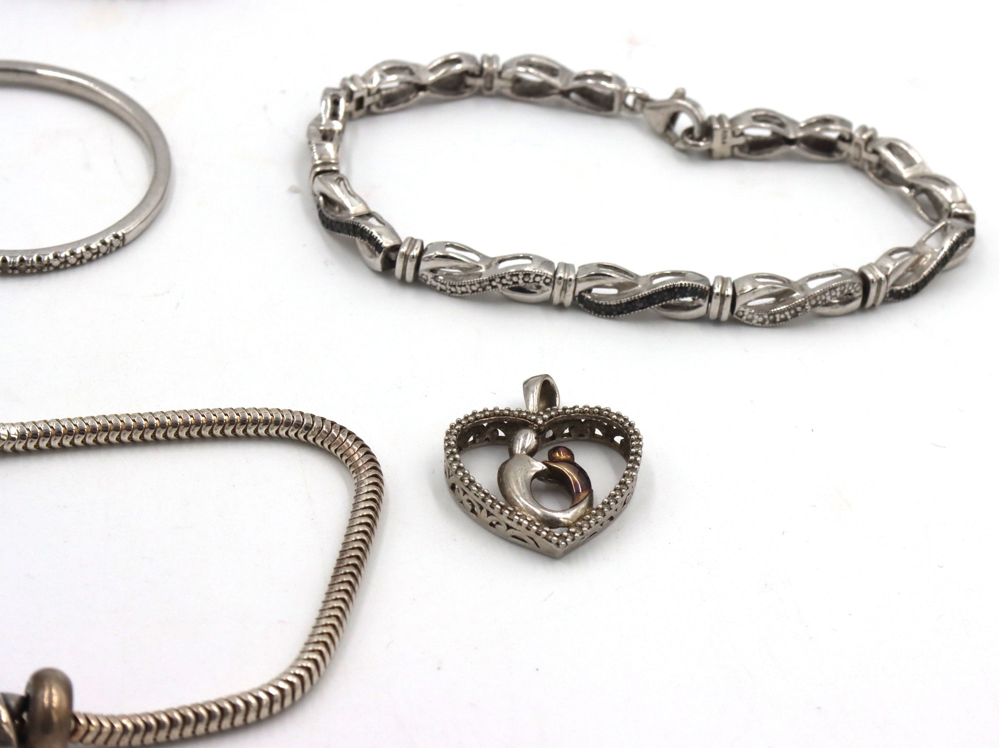 Group of vintage 925 sterling silver mixed jewelry