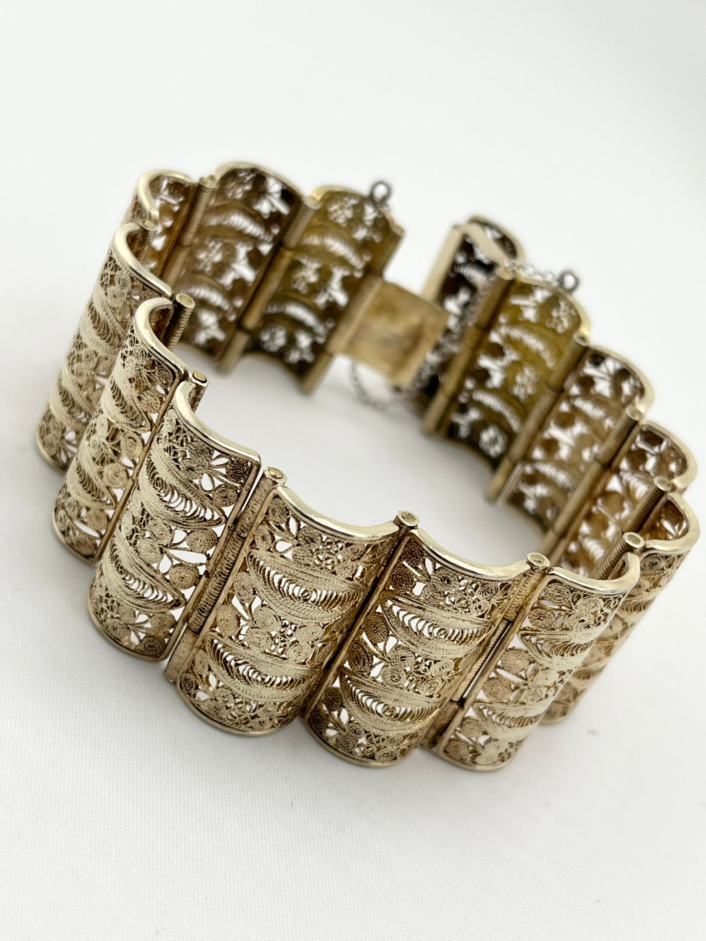 Vintage 925 Sterling Silver Wide Filigree Pathern Bracelet