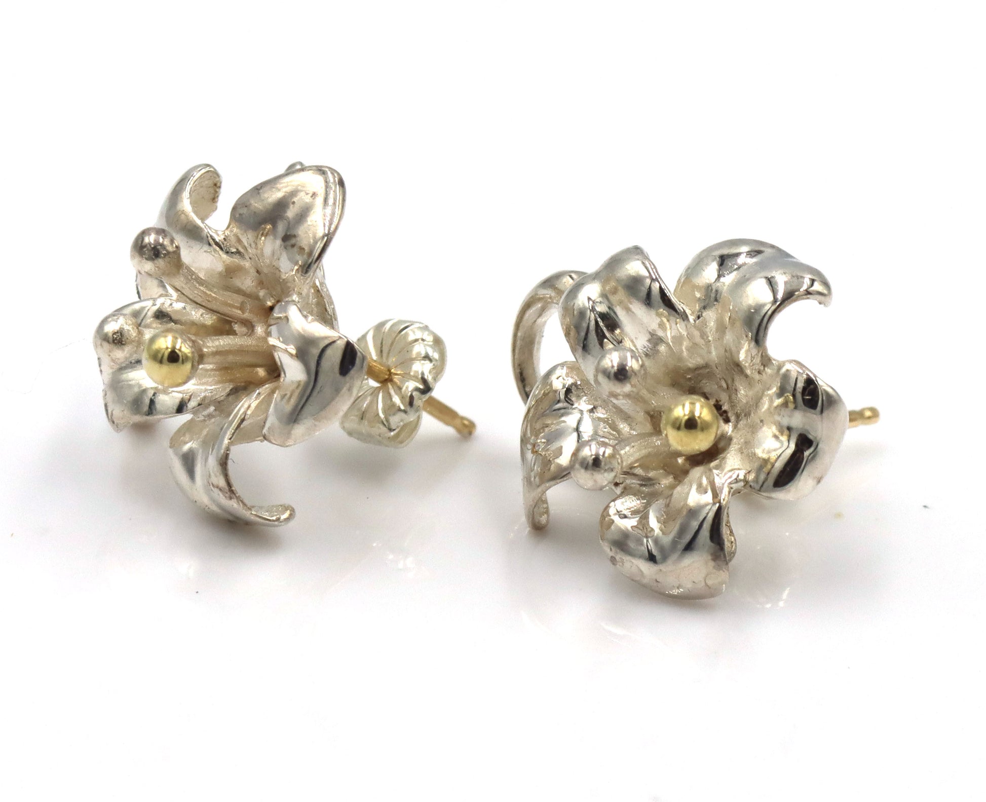 925 Sterling silver Krypell flower 2 tone stud earrings