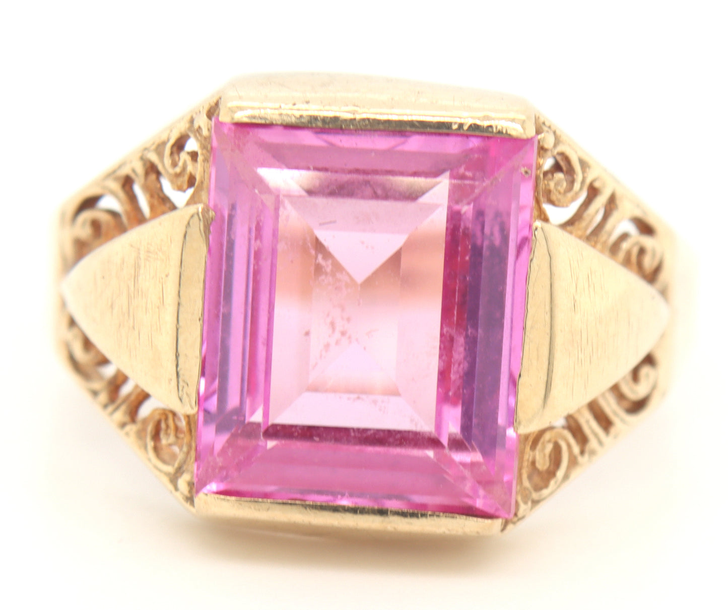 10kt Yellow gold pink topaz men's ring