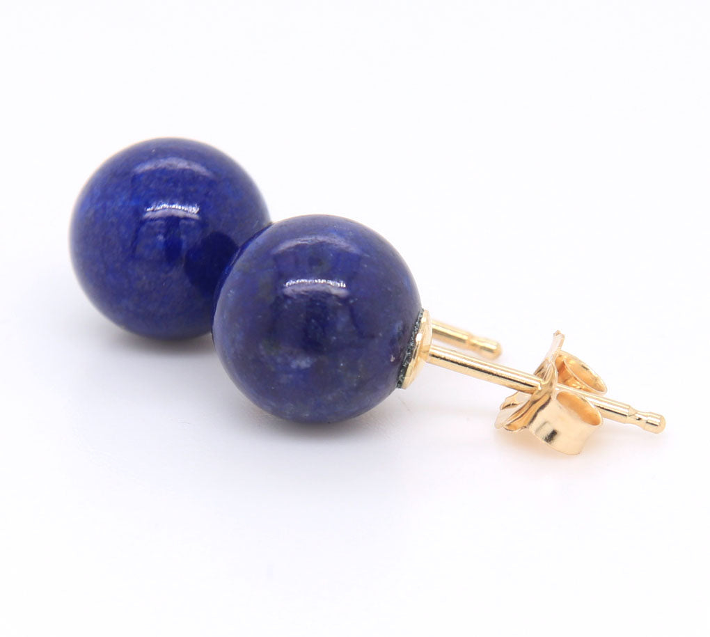 8mmLapis stud earrings in yellow gold