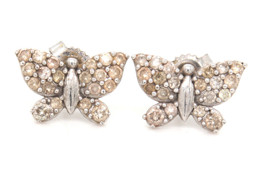 10kt White gold diamond stud earrings