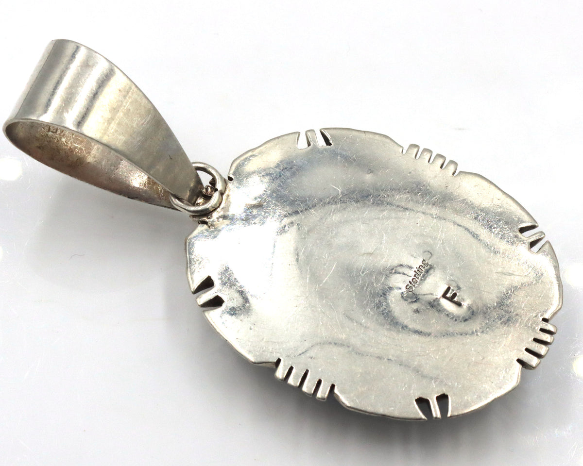 925 Stereling Silver Southwestern Style Large Oval Lapis Lazuli  With A twisted Wire  And Notched Si