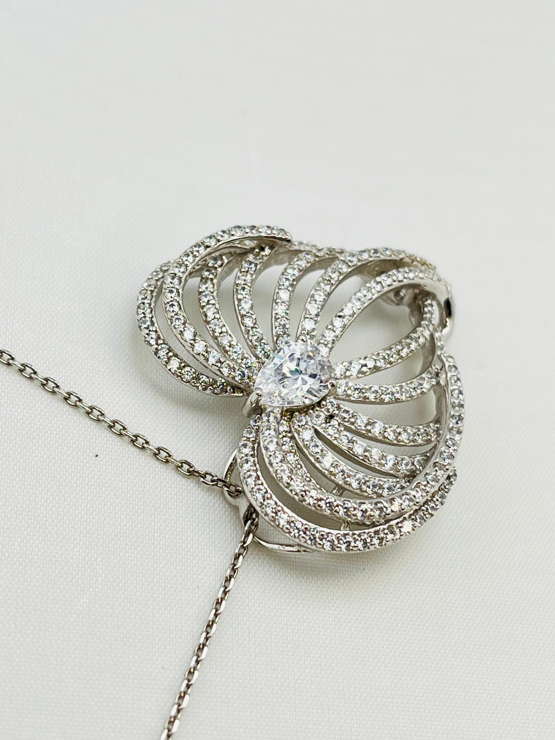 925 Sterling Silver Heart Swirl Style Interwoven Crystal Pave pendant With Chian Necklace