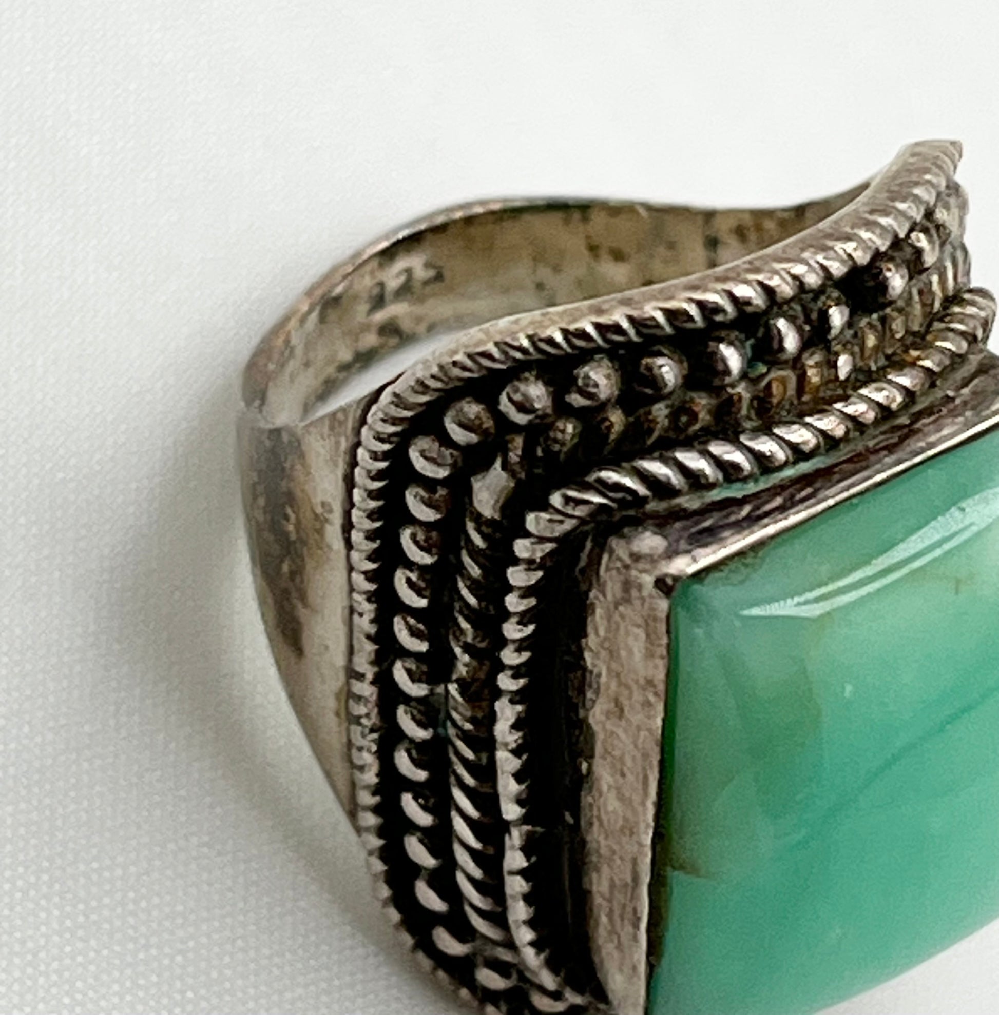 925 Sterling Silver Cabochon Cut Chrysoprase Ring