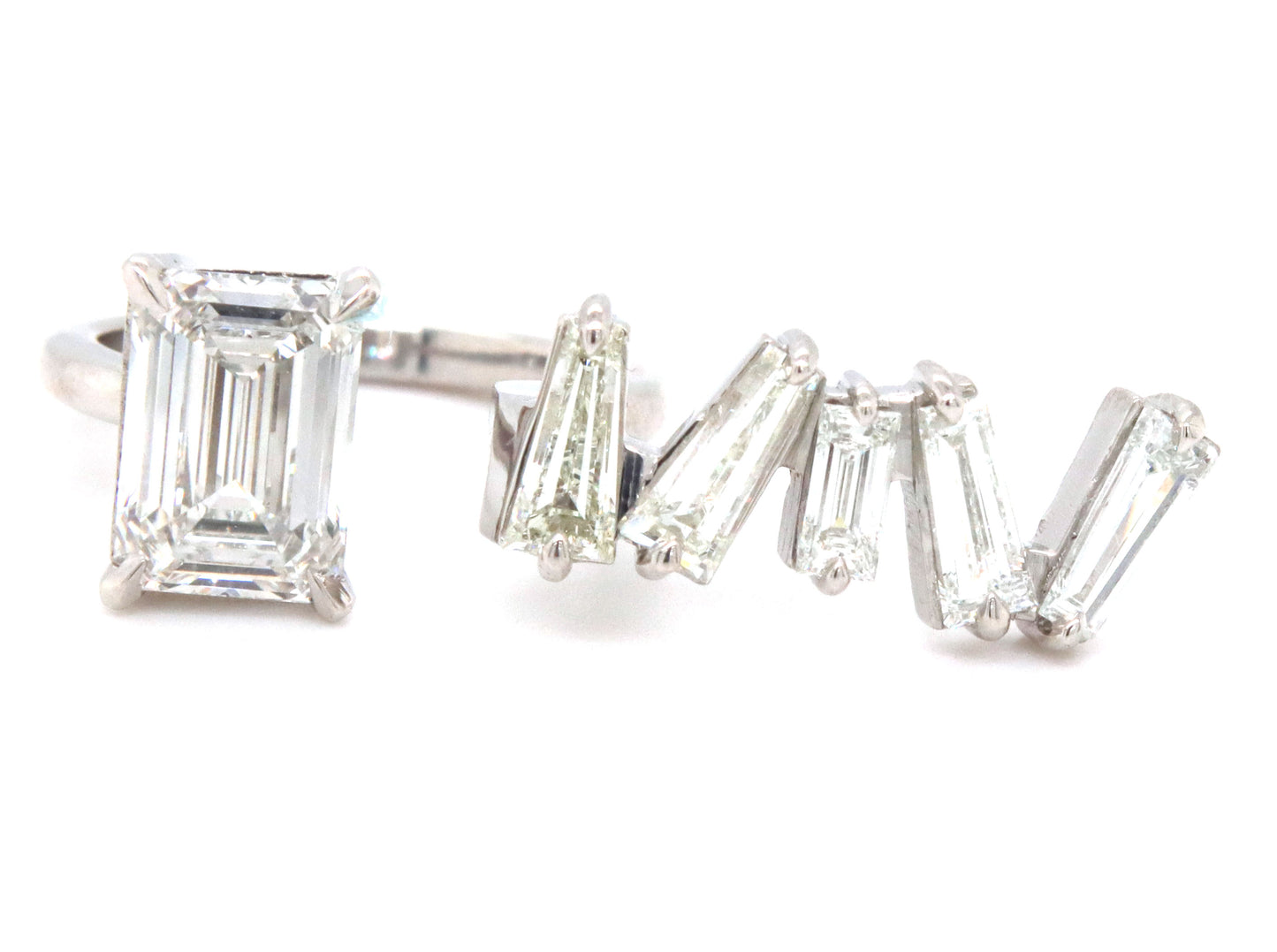2.08ct Lab grown diamond in baguette natural diamond setting