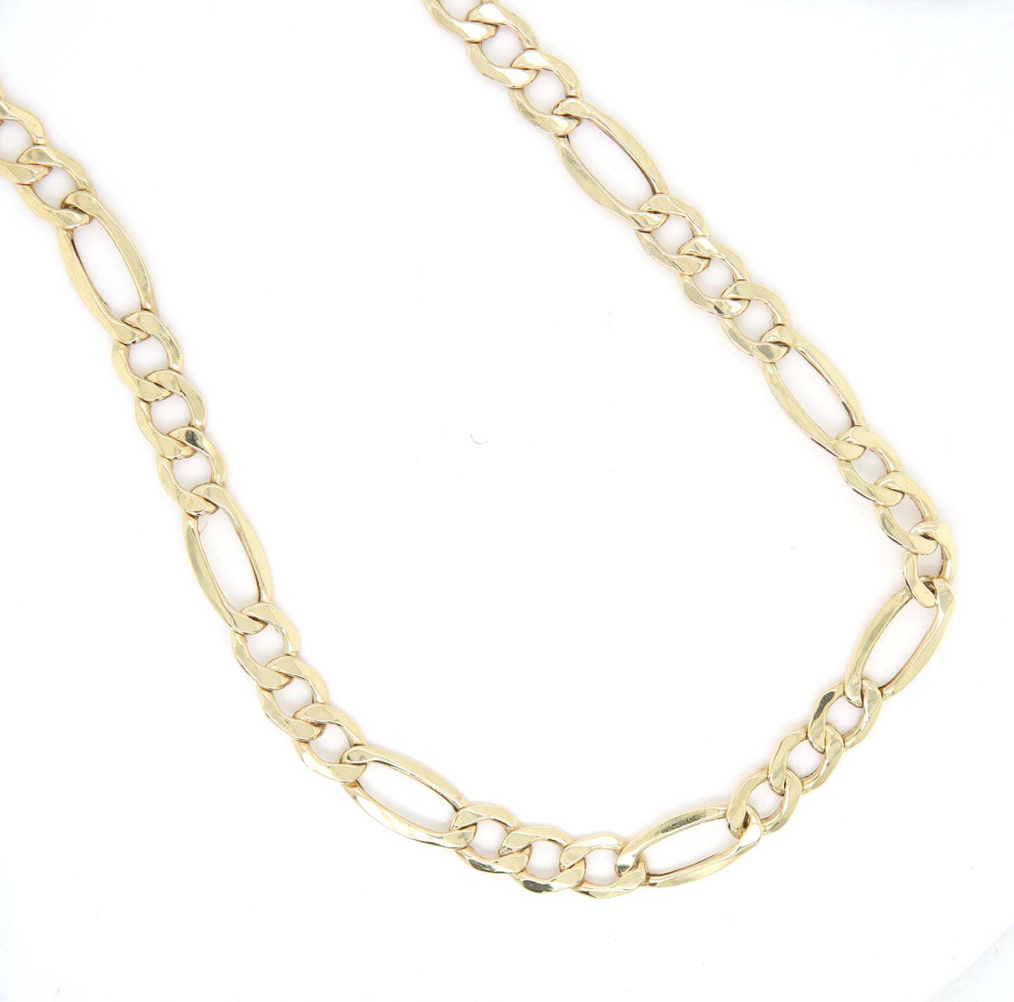 10kt Yellow gold Figaro chain necklace