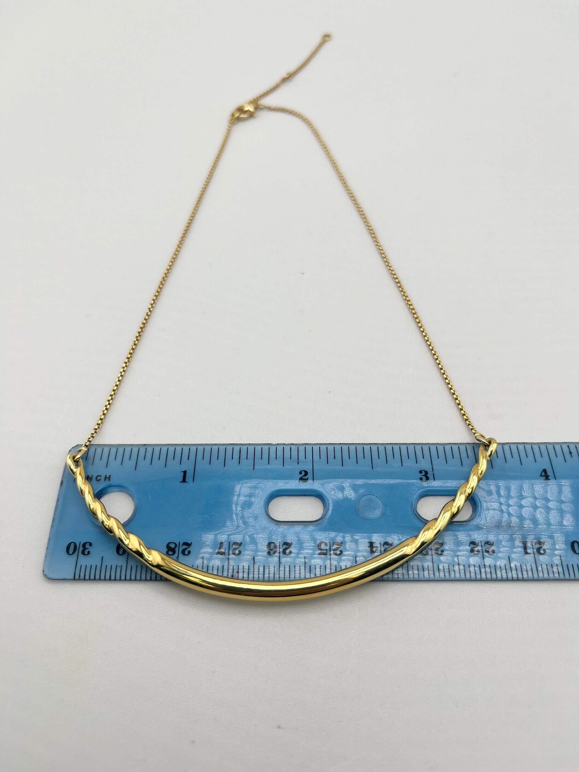 David Yurman 18KT Yellow Gold Curved Bar Necklace
