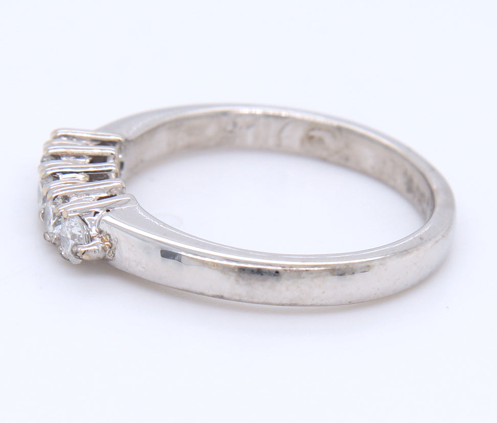 Dazzling White Gold 5 Stone Diamond Band