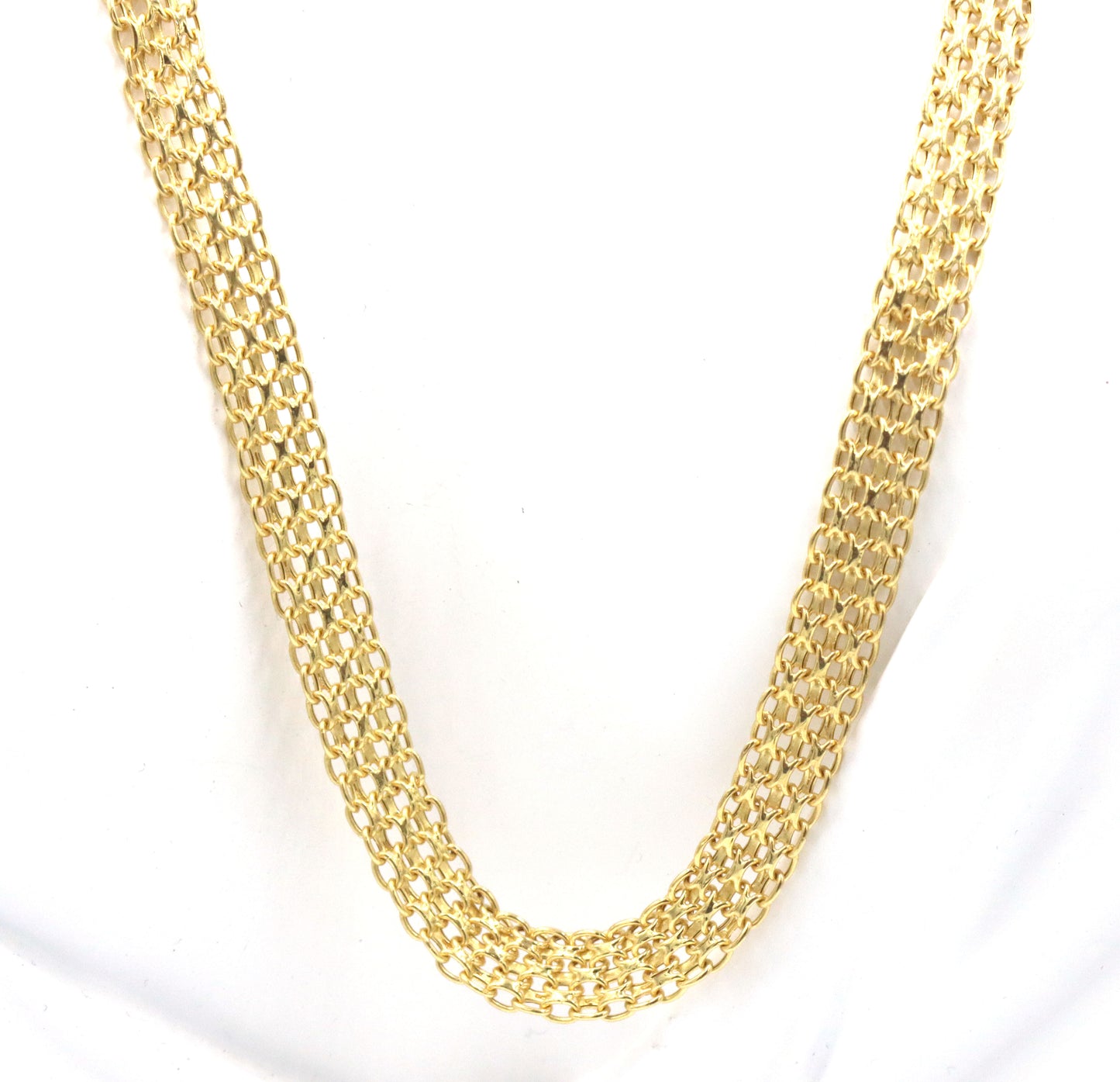 Italian 14kt Yellow gold Hollow Bismark chain necklace