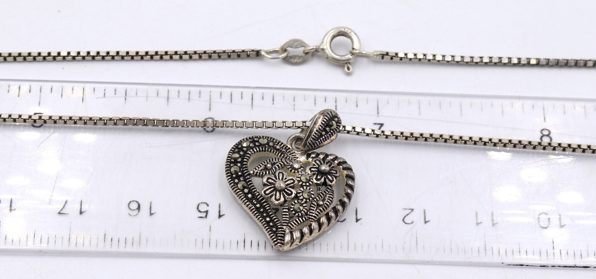 Group lot of vintage 925 sterling silver necklaces