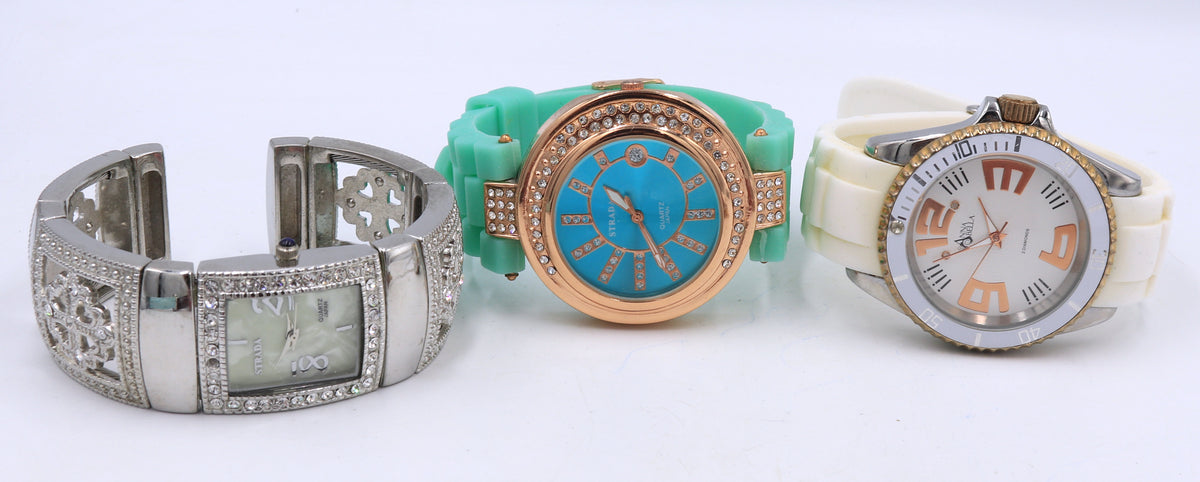 Big group lot of ladies watches