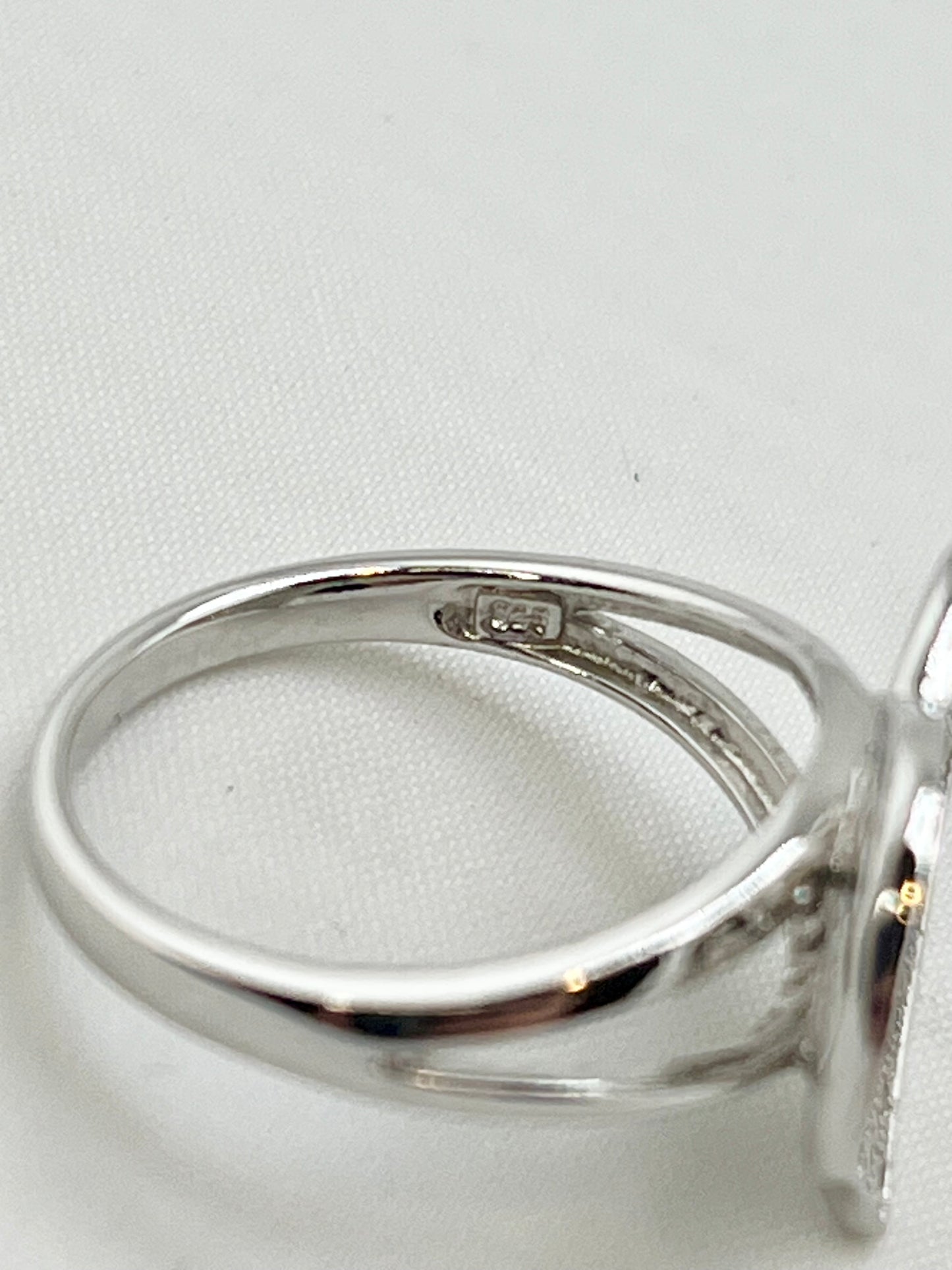 925 Sterling Silver Full Pave Crystal Heart Ring